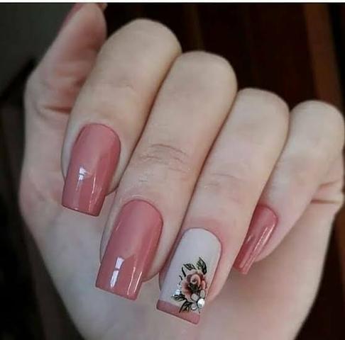 Manicure e Pedicure a domicílio