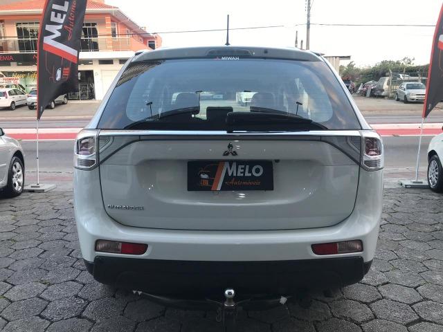 Outlander 2.0 Automático 2015 - Foto 7