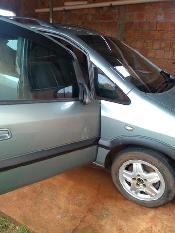 Vendo zafira CD 2.0 03/04 - Foto 6