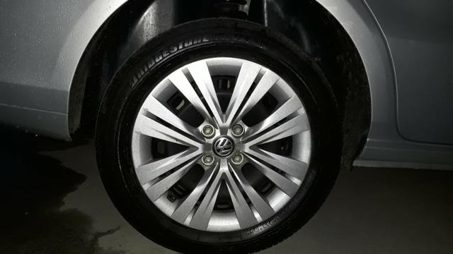 Volkswagen Voyage 1.6 MSI Flex 8V 4p - Prata - Foto 6