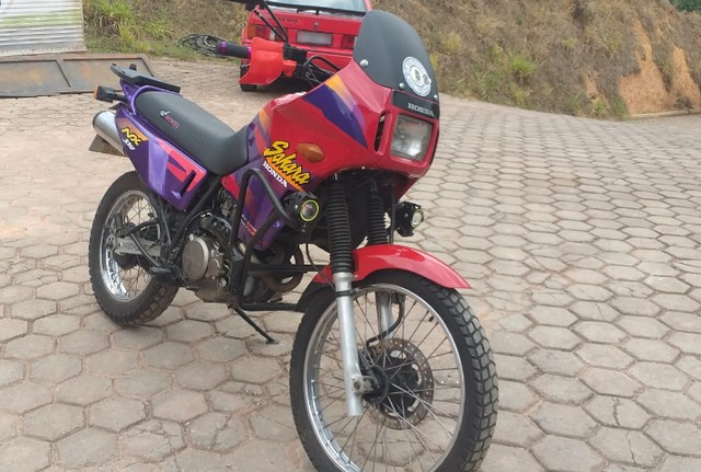 HONDA SAHARA 350 DE COLEÇÃO