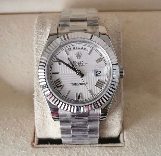 Relógio Rolex DayDate Presidente Prata 41mm