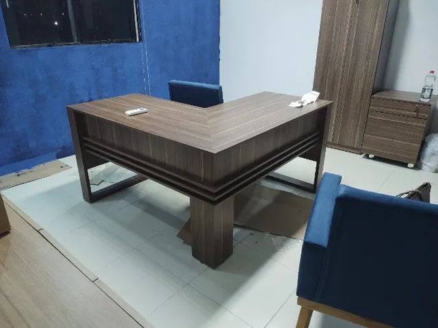 Mesa para escritório em L