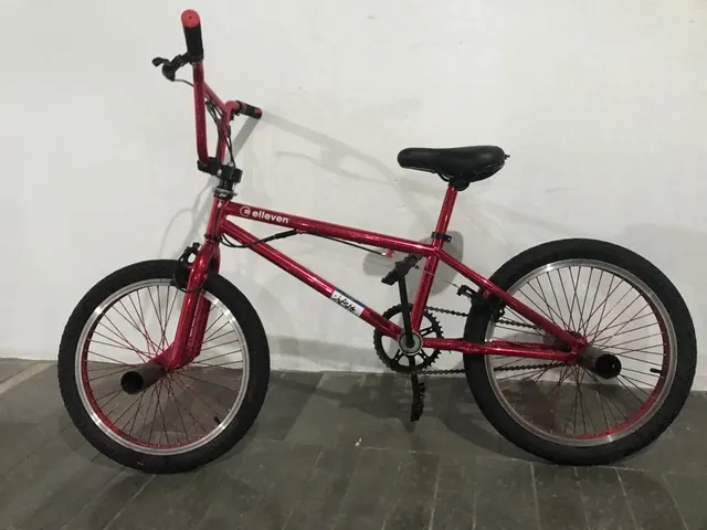 BICICLETA ARO 20 CROSS MODELO FEVER PRATA