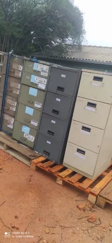 Arquivo de aço 4 gavetas