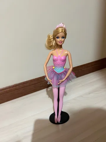 Boneca Barbie Usada Ken Doll - Vários modelos Sereia Polegarzinha Branca  Neve Bailarina Antiga - Corre Que Ta Baratinho