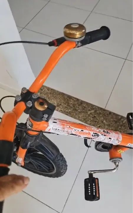 Bicicleta infantil aro 12 - Foto 2