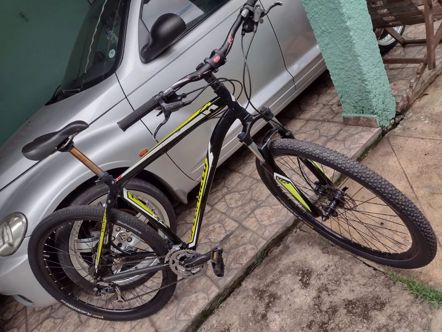 Bicicleta Aro 29 -  Specialized Rockhopper Comp - Foto 2
