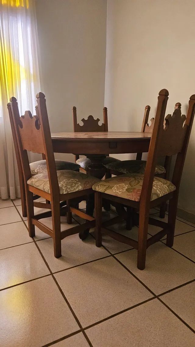 Mesa de Madeira Maciça com Estensor + 6 Cadeiras - Foto 3