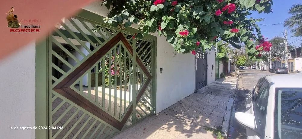 SOBRADO VENDA - BROOKLIN - 3 DORMITÓRIOS COM 3 GARAGENS.