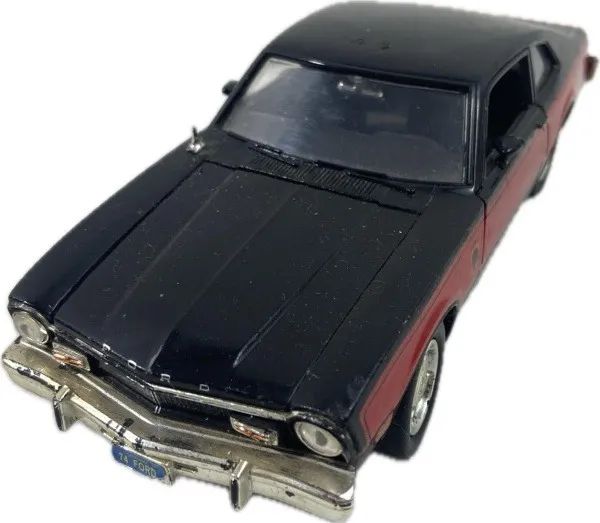 Miniatura Ford Maverick 1974 Motor Max 1/24
