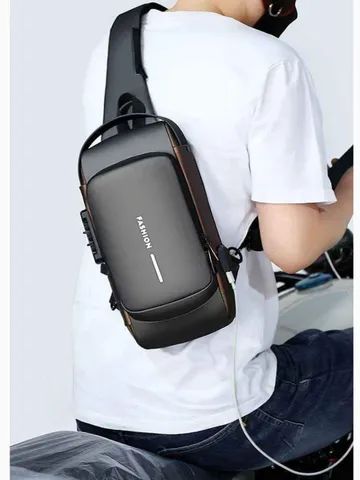 Bolsa Transversal Anti Furto Impermeável