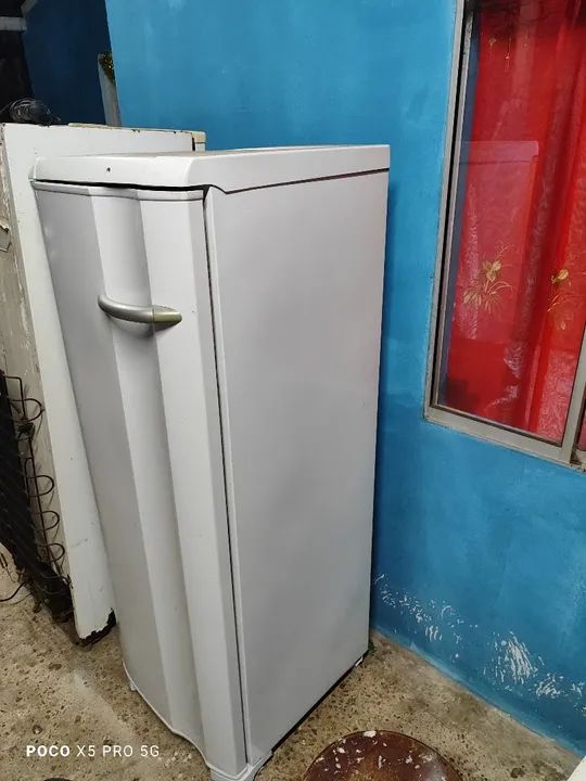 Freezer vertical Eletrolux  - Foto 2