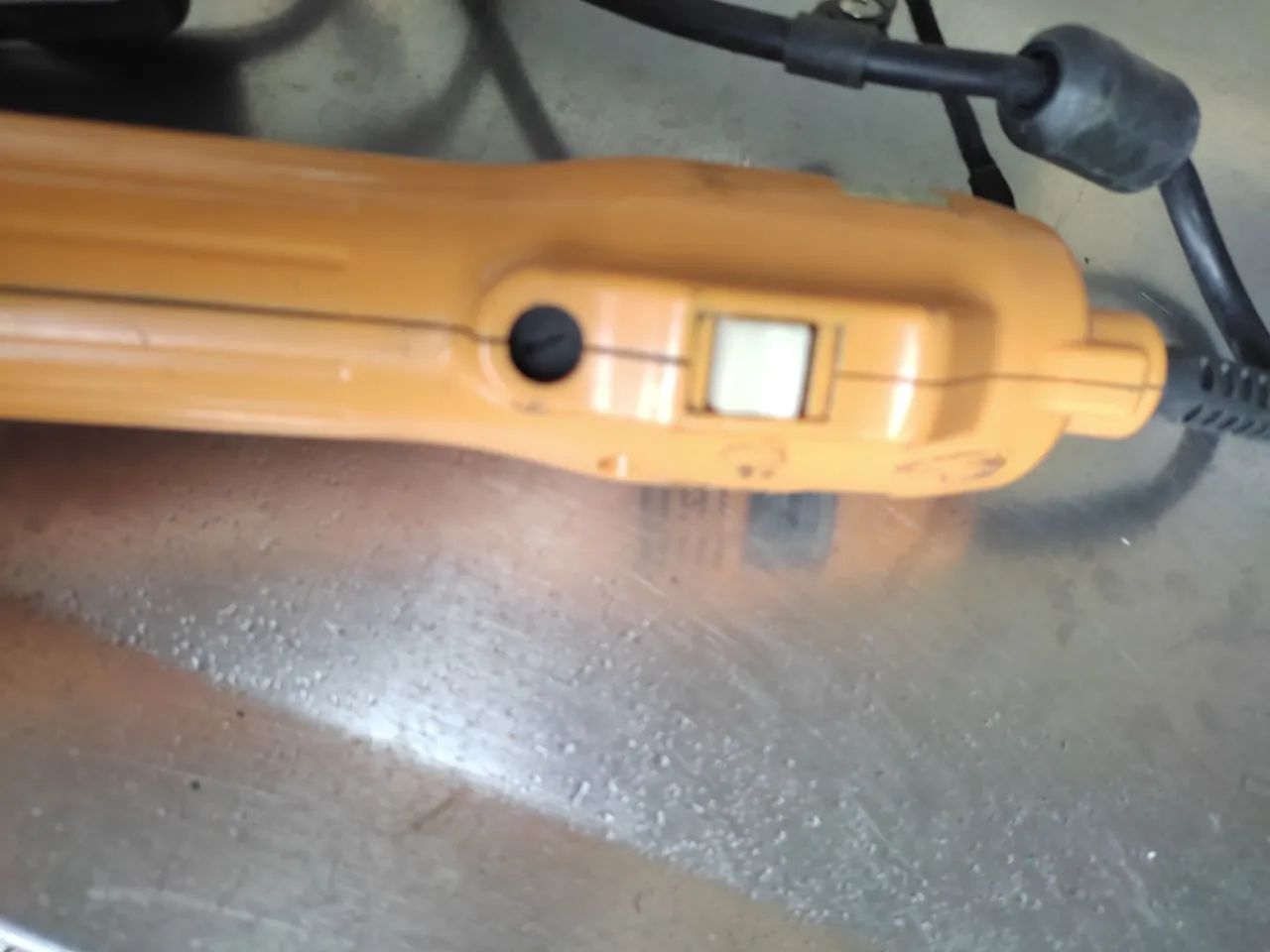 Parafusadeira Elétrica Industrial - Usada - Foto 4