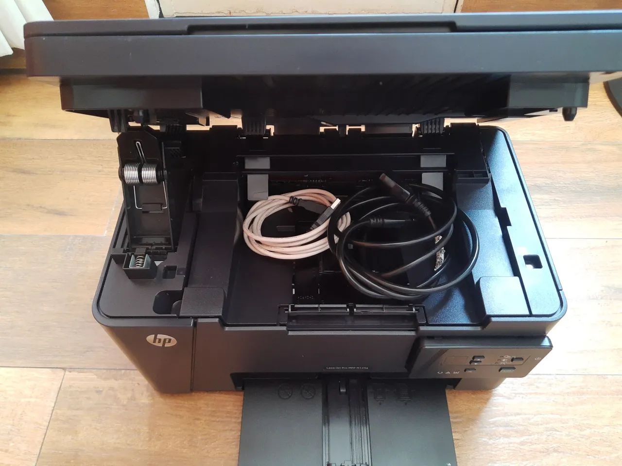 Impressora Hp LaserJet MFP M125a usada - Foto 5