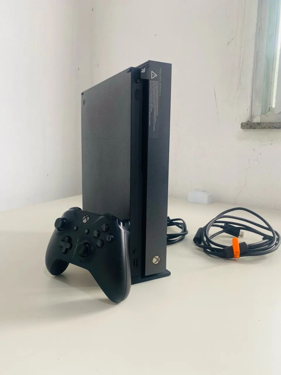 Xbox One X Project Scorpio Edição Limitada - Foto 2