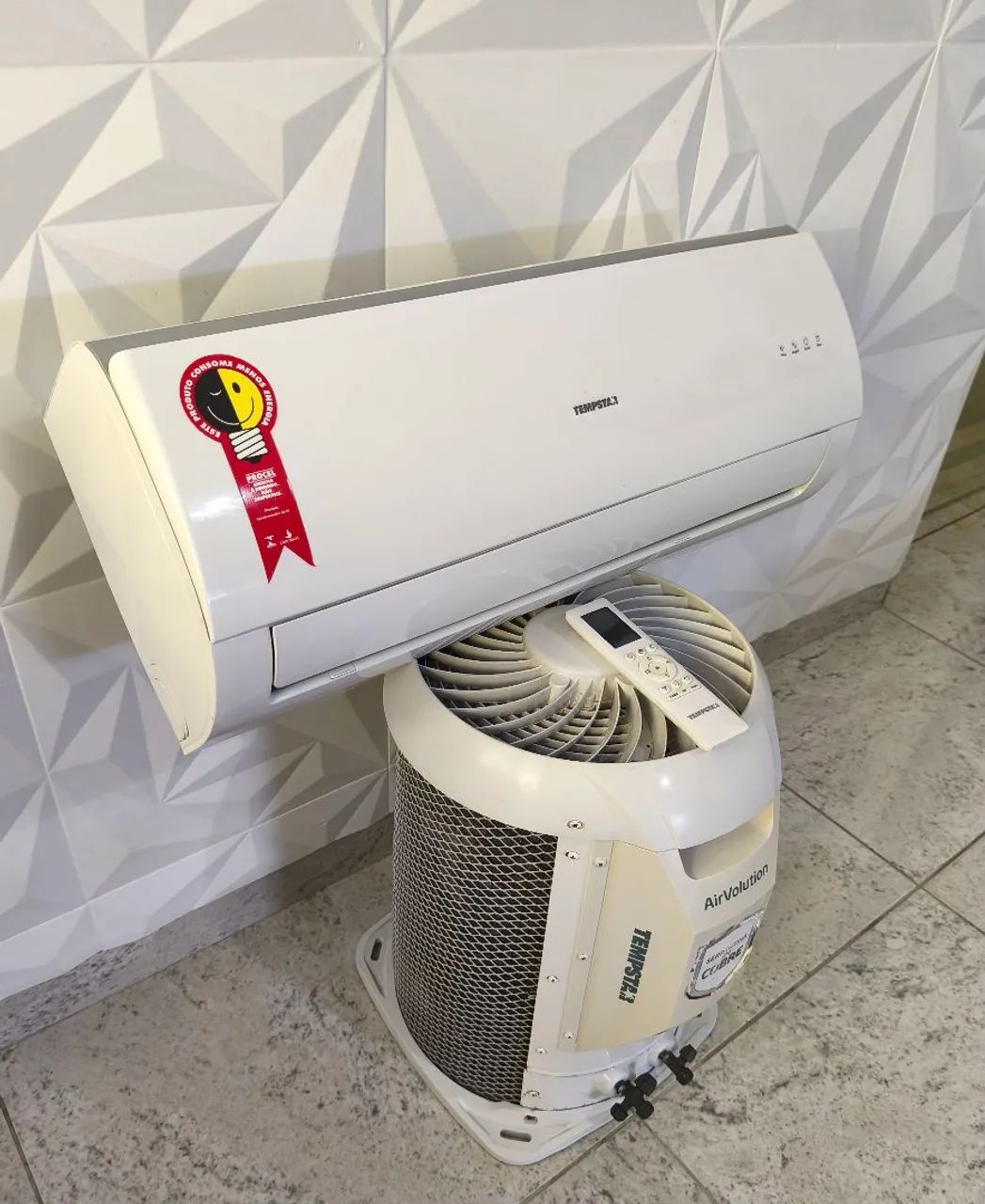 Ar Condicionado Tempstar Midea 9000 btus