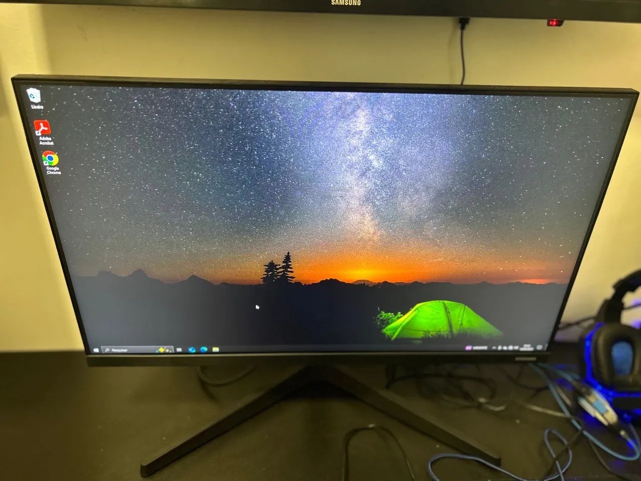 Monitor Gamer Samsung 24" FHD 75Hz HDMI VGA Freesync Preto Série T350 110/220V