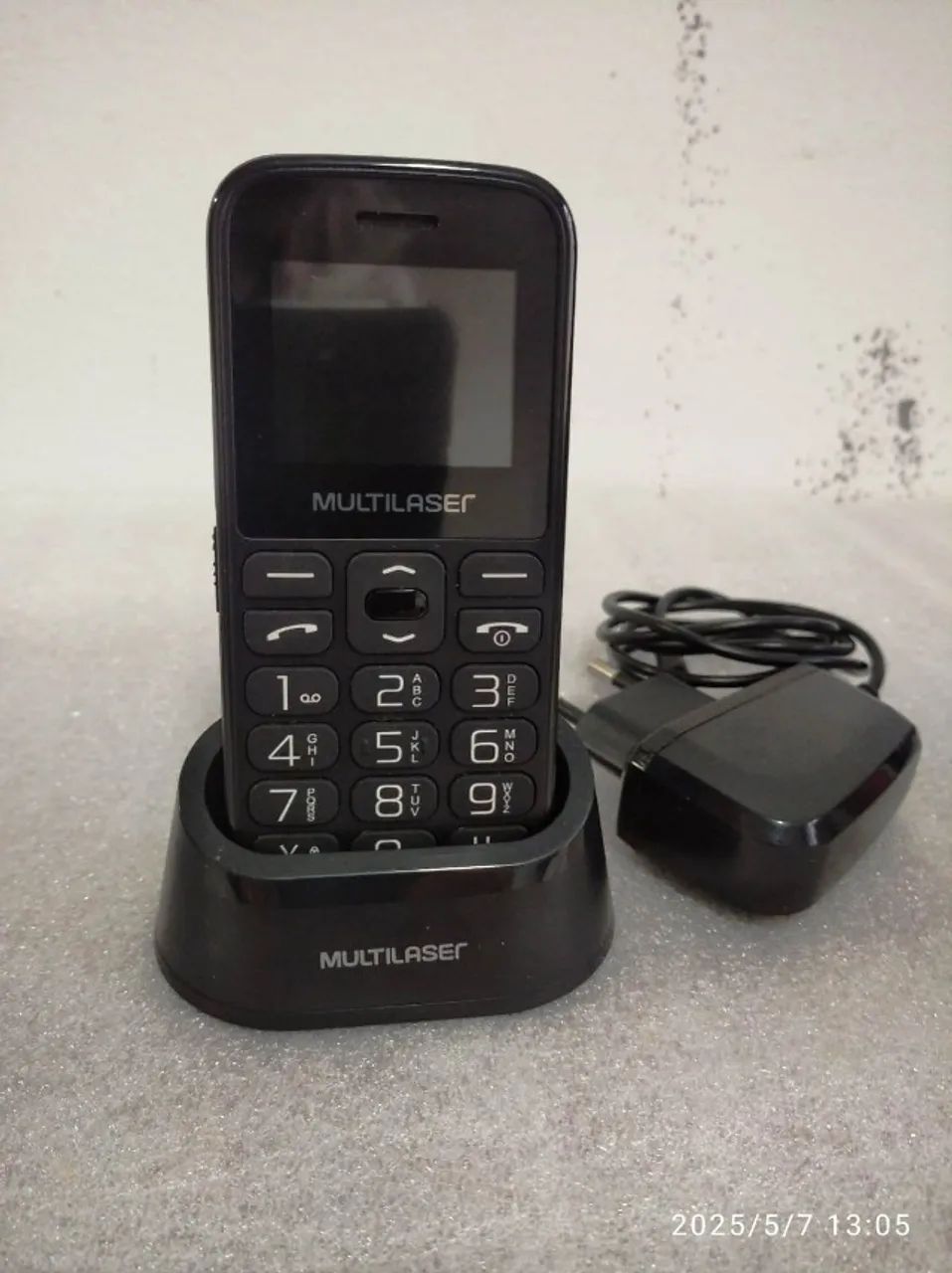 Celular p/ idosos: Multilaser Vita 4G com base, dual chip, botão SOS - Foto 2