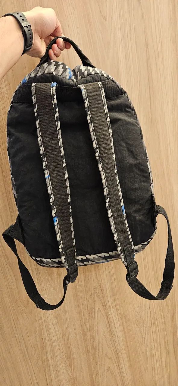 Mochila Kipling Original + 02 Estojos - Foto 4