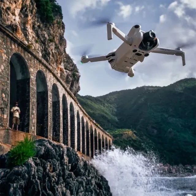 Drone Dji Mini 4 Pro 4k Fly More Combo 3 Baterias (DJI RC2) - Foto 4