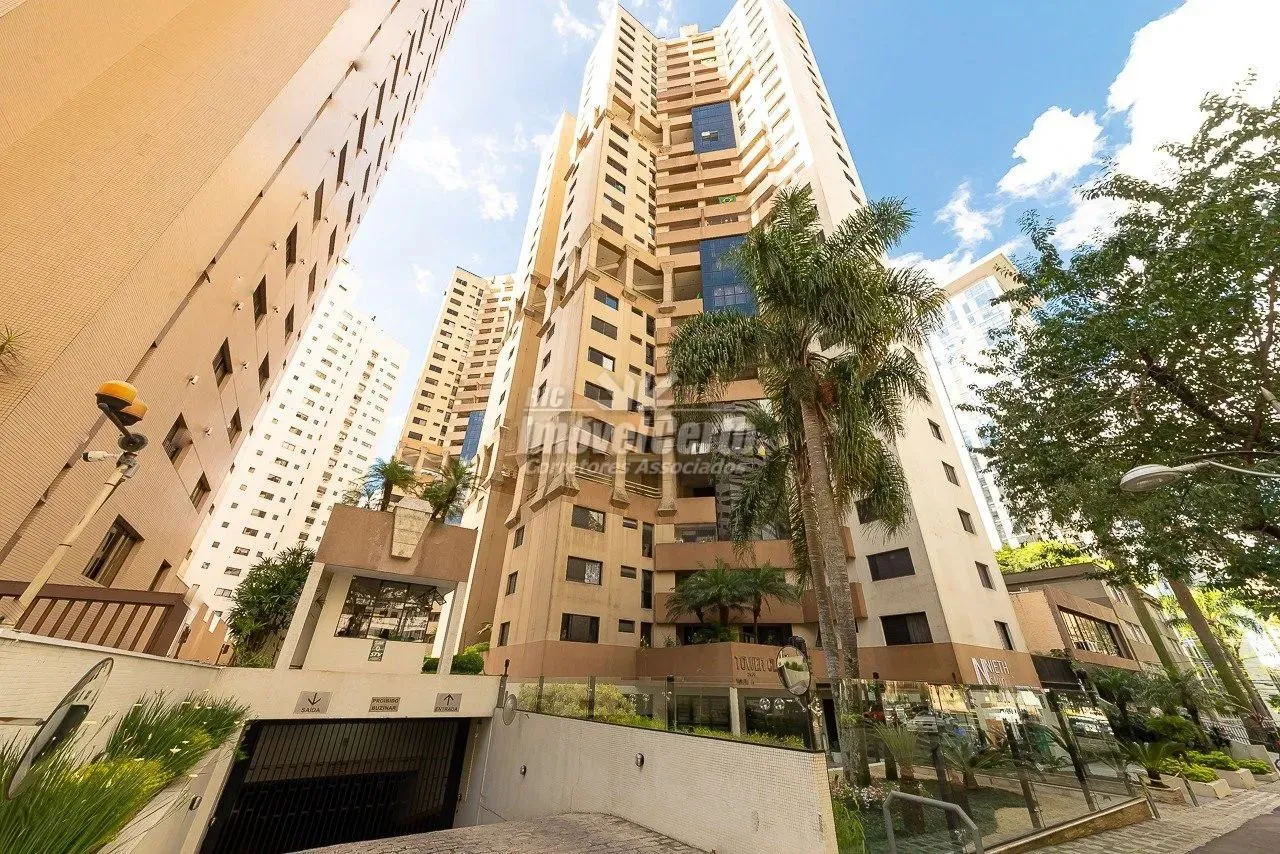 ÁGUA VERDE - EDIFÍCIO TOWER CLUB HOUSE - apartamento único 3 quartos - 1 vaga - área total