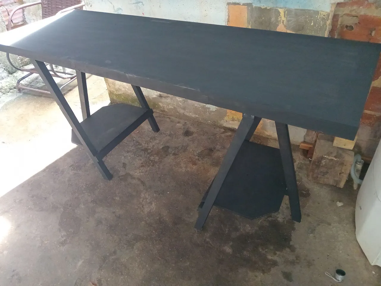 Mesa de escritório preta - Design moderno