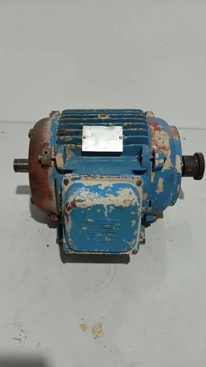 Motor Elétrico Industrial Usado 7.5 cv - Foto 3