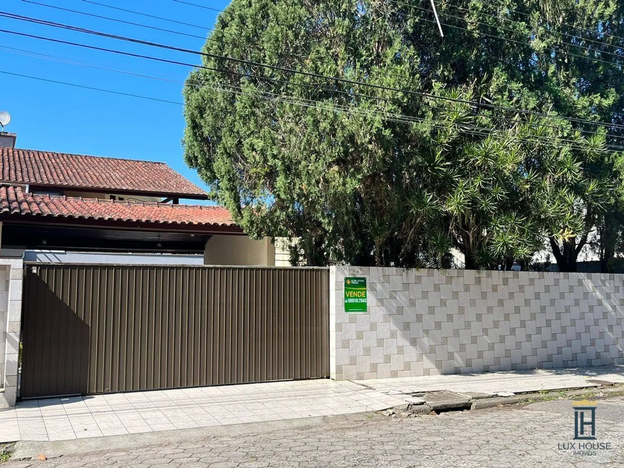 Casa à venda no bairro Santa Mônica em Florianópolis/SC