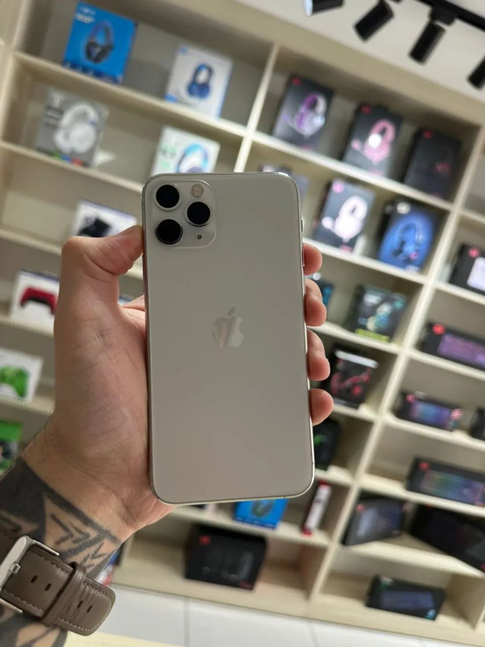 iPhone11Pro シルバー iPhone 11 Pro 64gb Silver - Parcela sem Juros, Loja Física