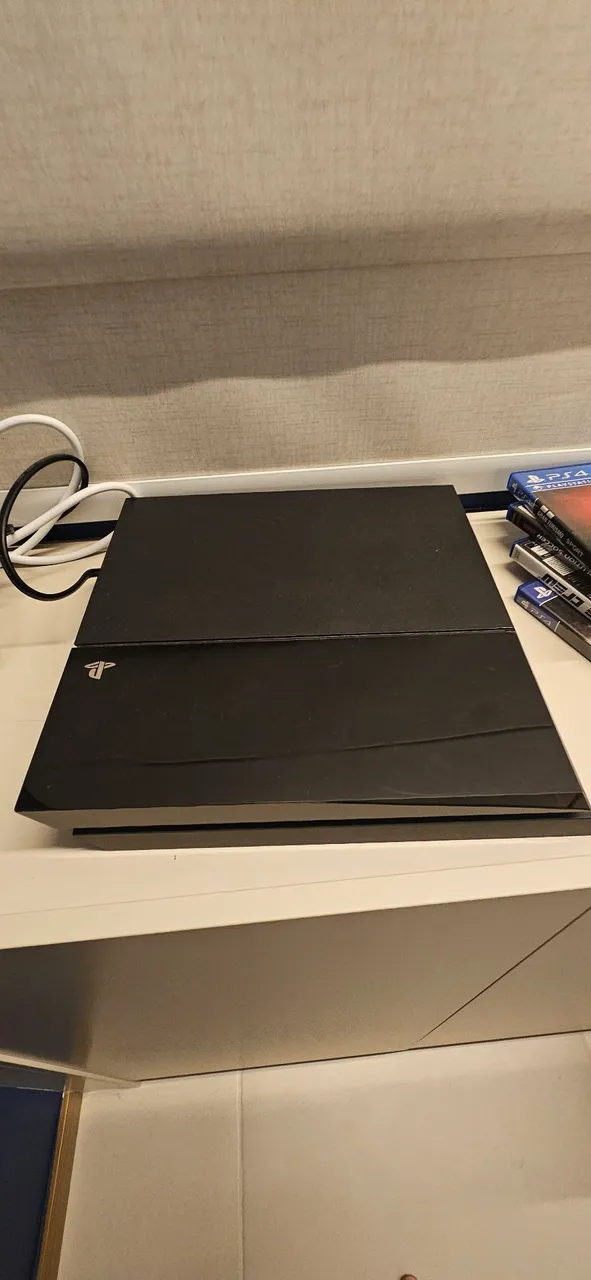 PlayStation 4 (PS4) - Console Sony