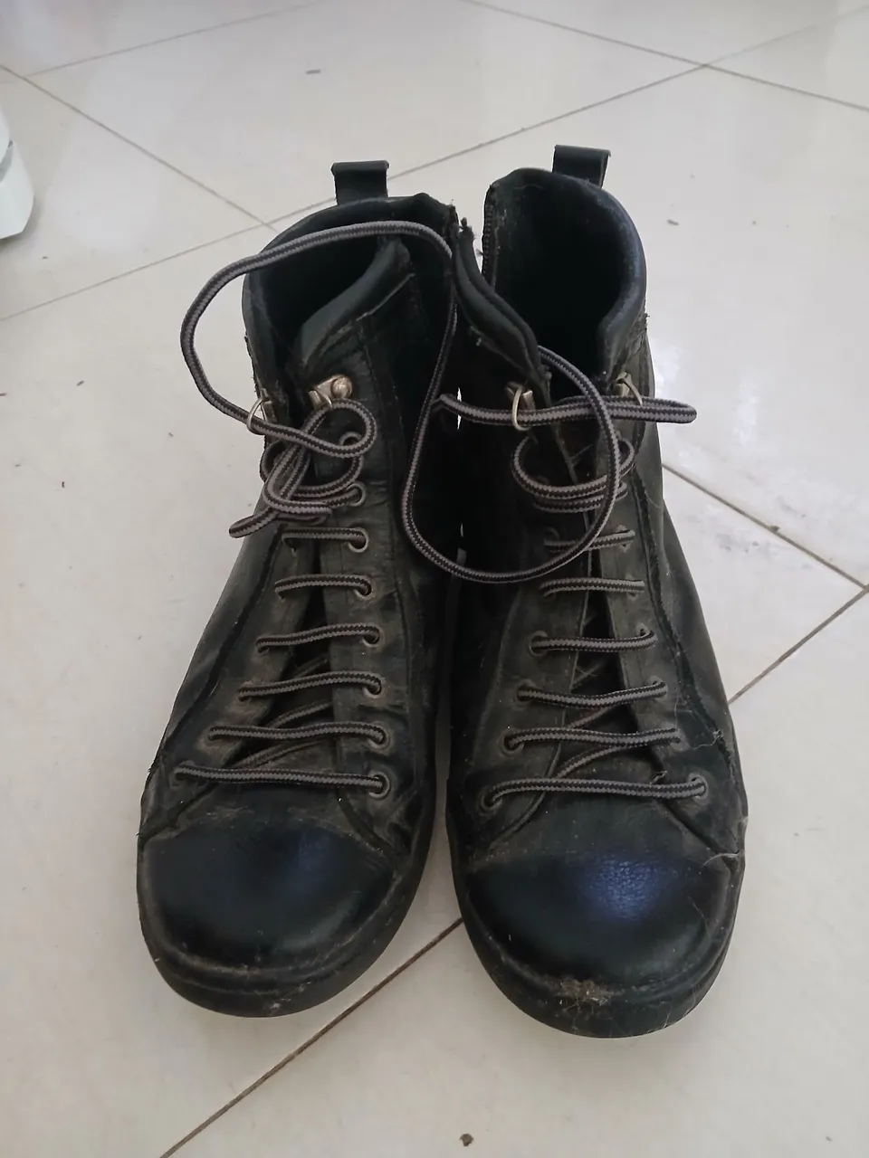 Bota Cano Alto Couro Sintético - Preto