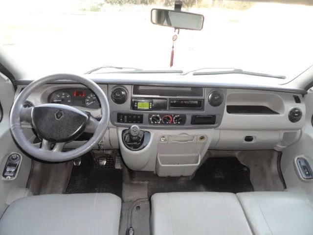 Van Renault Master 2.3 Longa Ano 12/13 2º Dono 16 lugares S/ Ar. - Foto 12