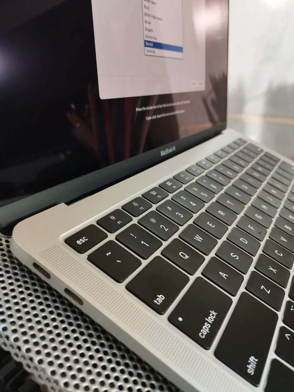 MacBook Air - M1- Retina