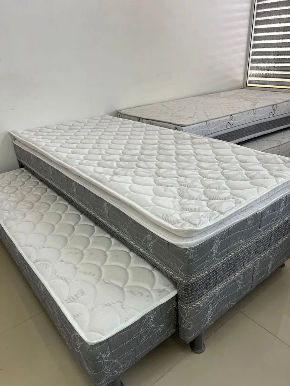 Bibox premium com Cama Auxiliar 10 cm de espuma 