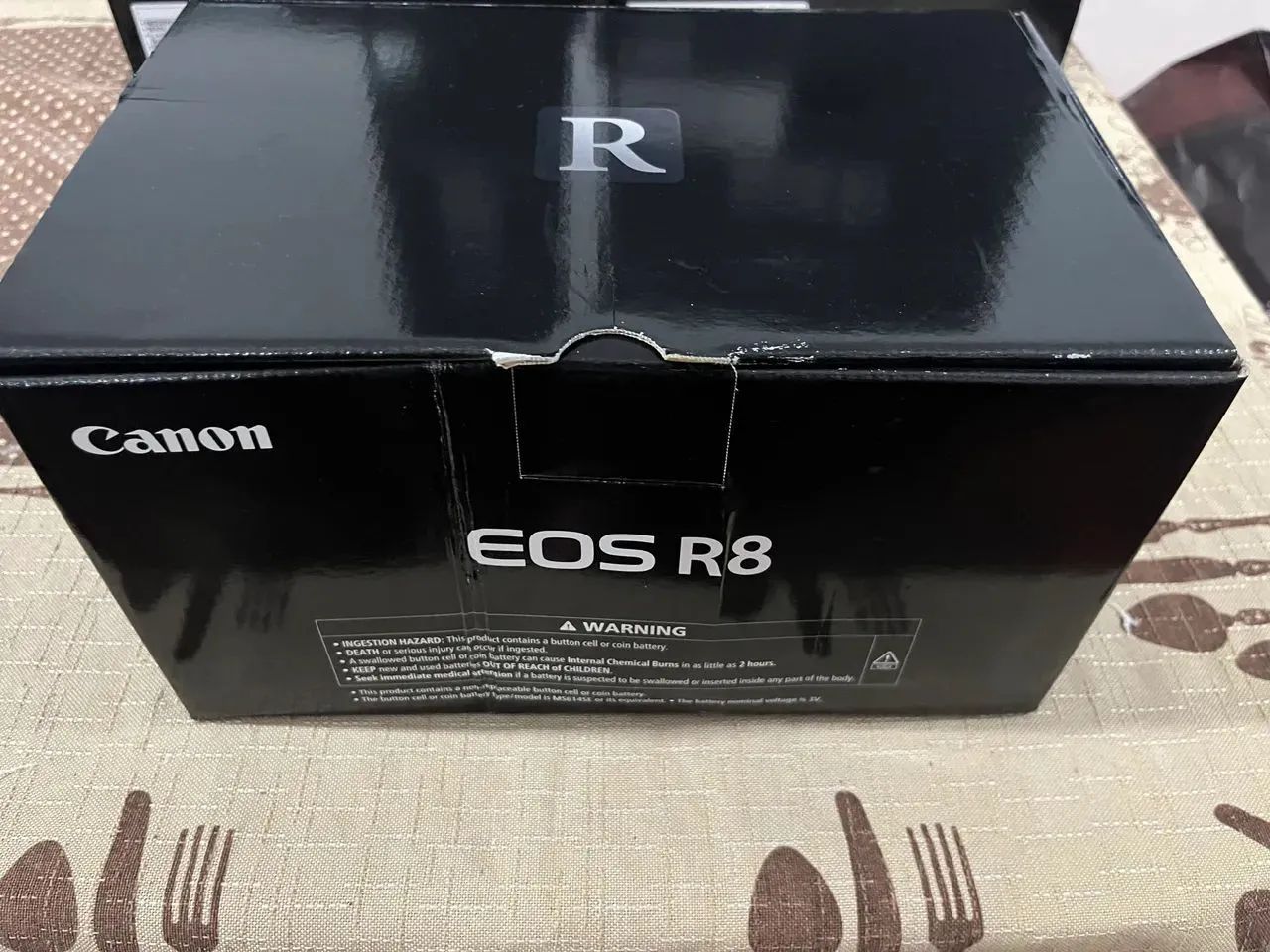 Canon EOS R8 nova na caixa 
