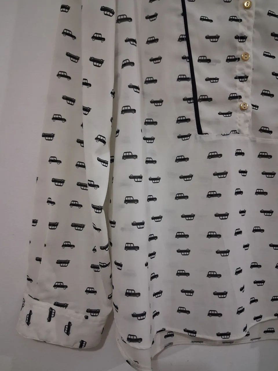 Linda Camisa Tamanho 44 em excelente!!! - Foto 3