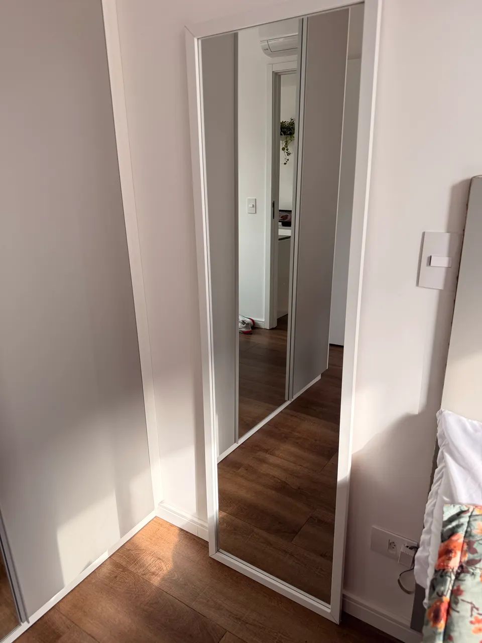 Espelho branco Tok&Stock