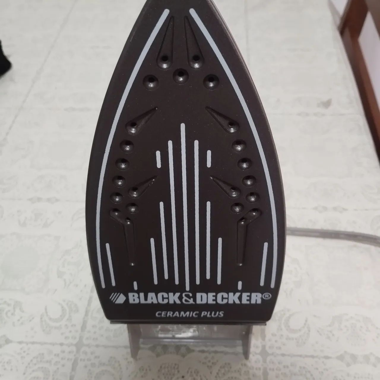 Ferro de Passar Black & Decker Ceramic Plus X600 - Foto 3