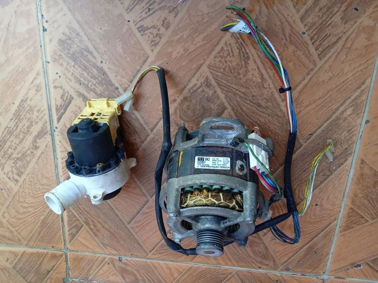 Motores e Bomba de Máquina de Lavar - Foto 3