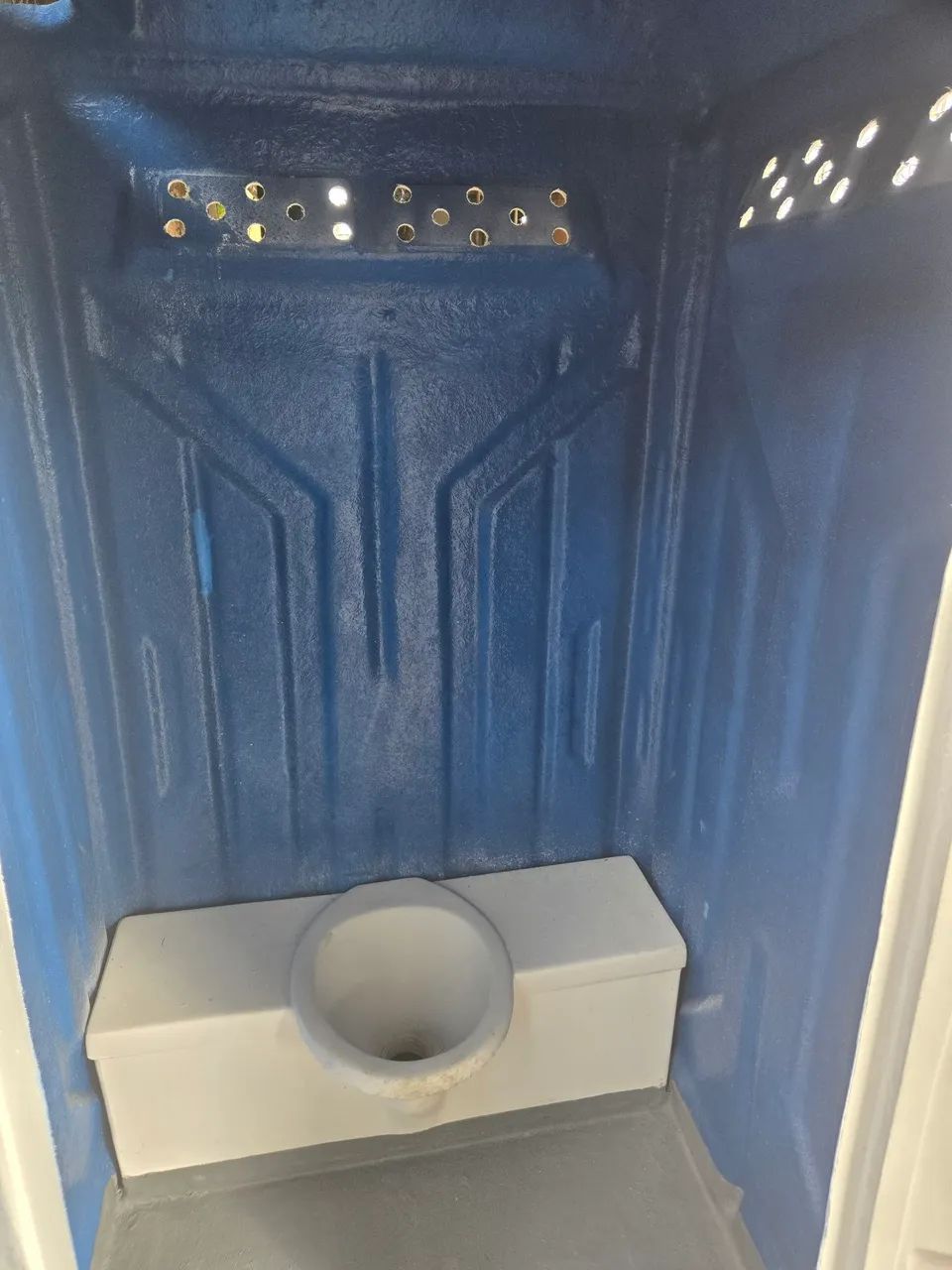 Sanitário portátil de fibra de vidro - Foto 3
