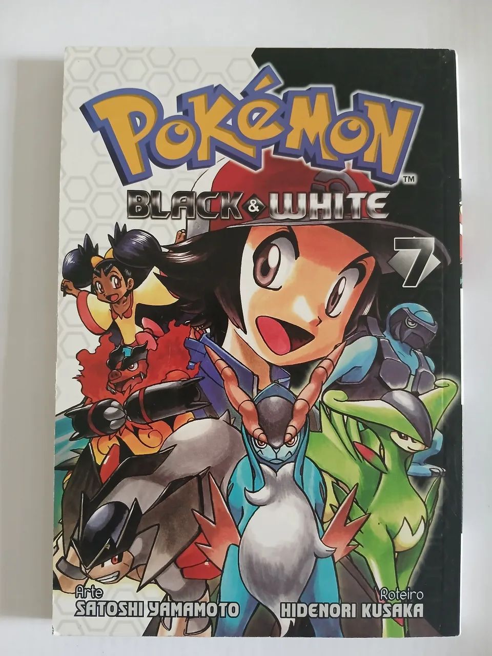 Vendo MANGÁ Pokémon Black & White Volumes 1, 2 e 7.  - Foto 5