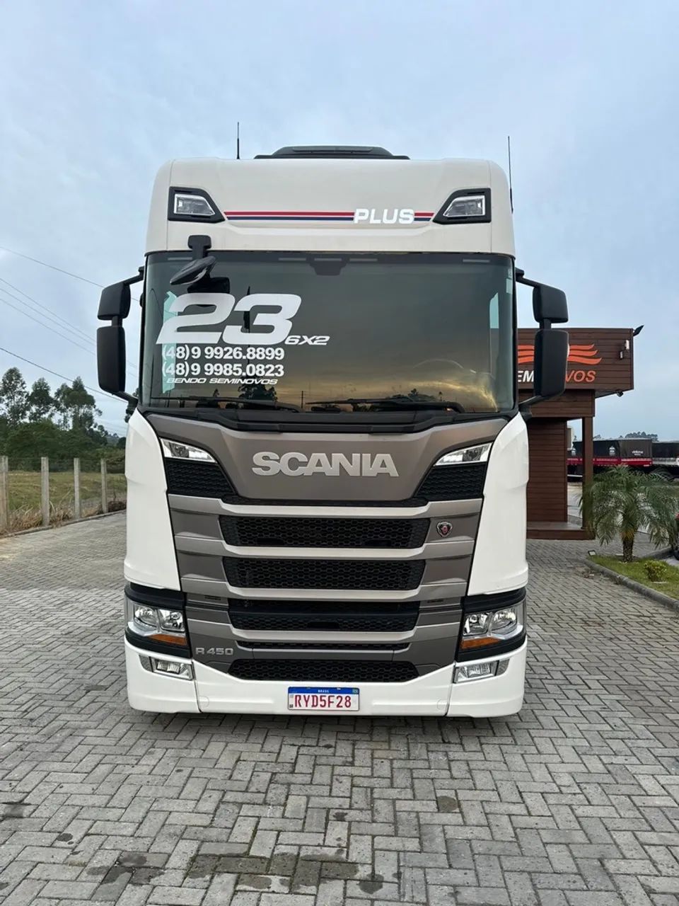 R450 Plus 6x2 Teto Alto impecável  - Foto 3