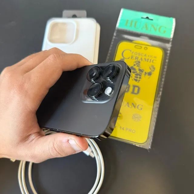 IPhone 14 Pro 256GB Preto Nunca mexido! Com Brindes! Ótimo estado! Aceito cartão!
