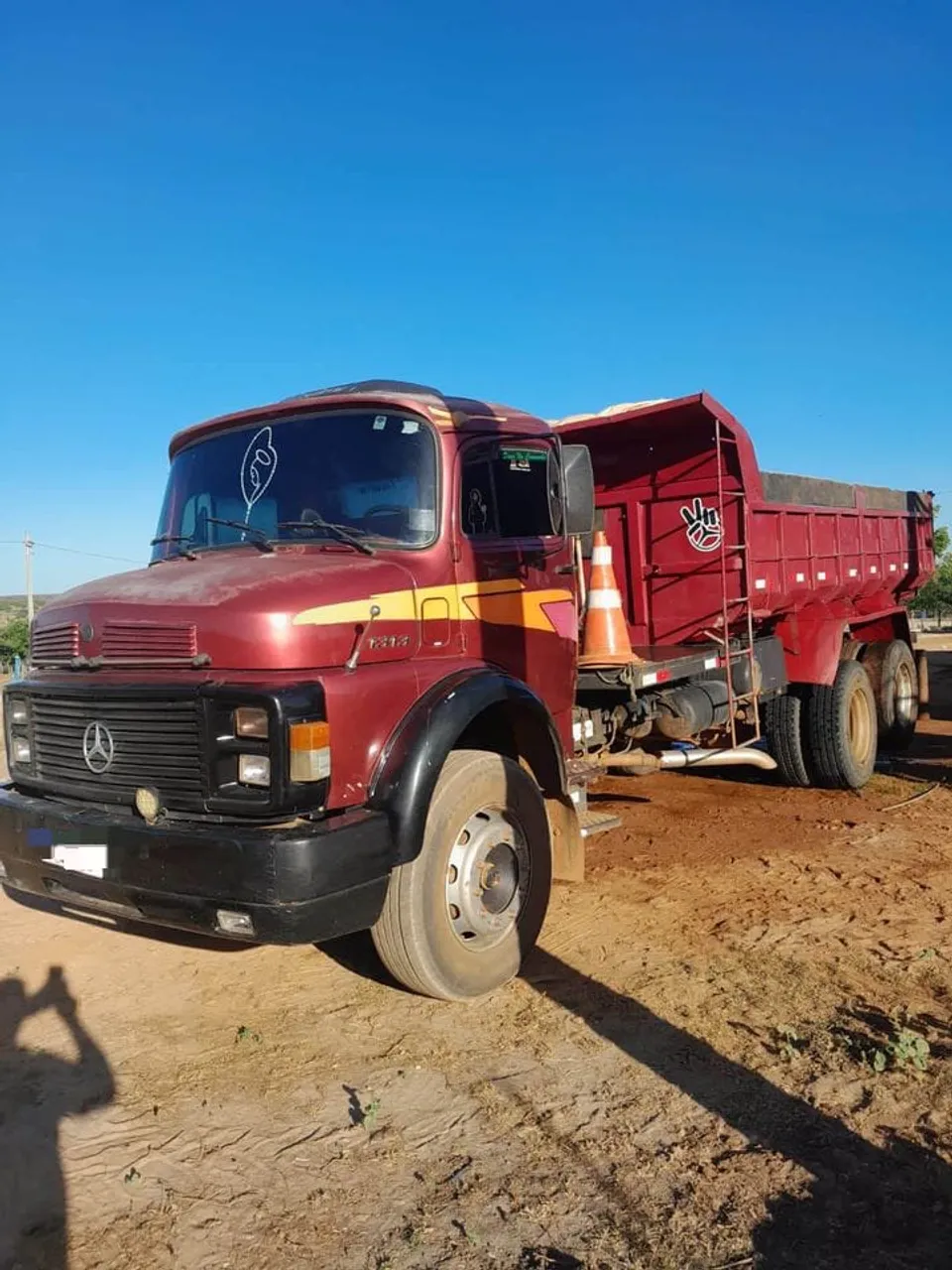 Caçamba Mercedes-Benz 1314