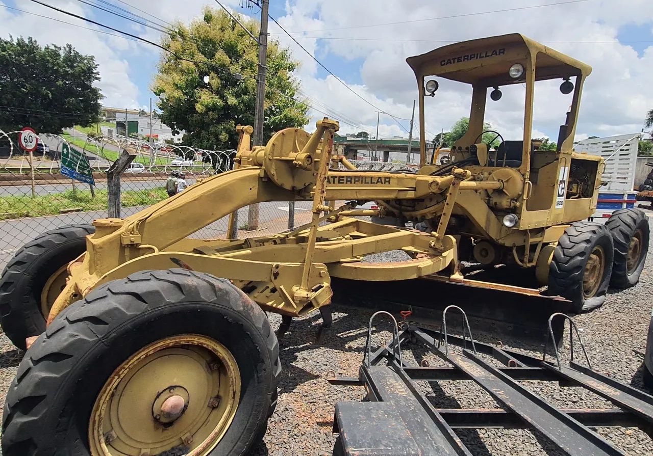Patrol Caterpillar 120B Usada, imperdível.  - Foto 2