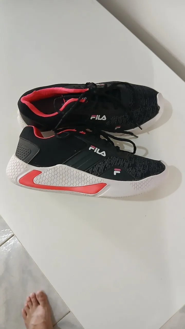 Tênis Fila Preto