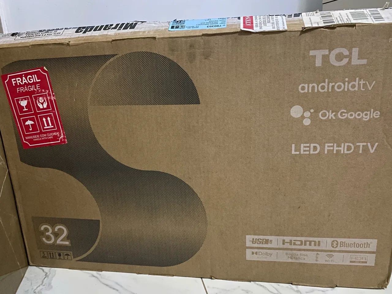 Smart TV na caixa 32 polegadas