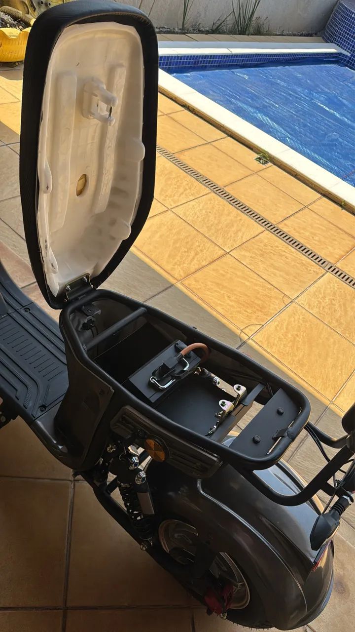 Vendo scooter 3000w 2025 com Bluetooth - Foto 5