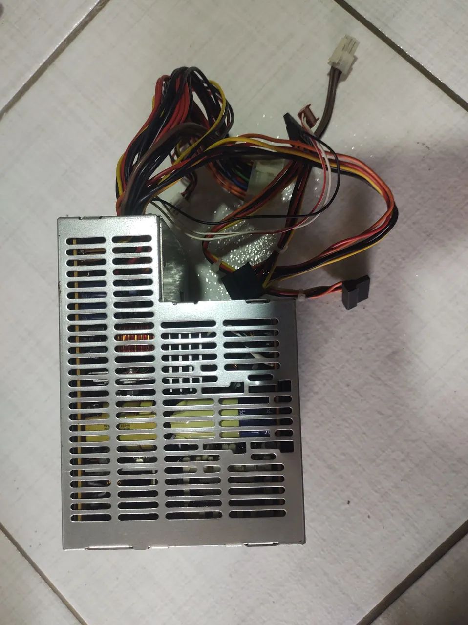 Fonte de PC ATX HP - Foto 3